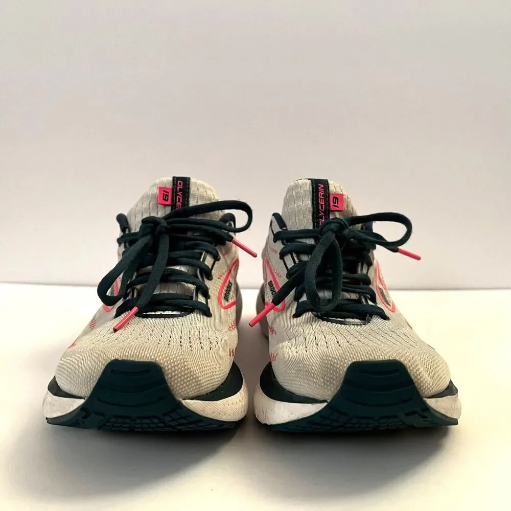 Brooks some wear